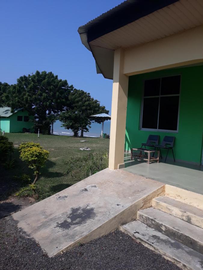 Abuesi Beach Resort Sekondi-Takoradi Bagian luar foto