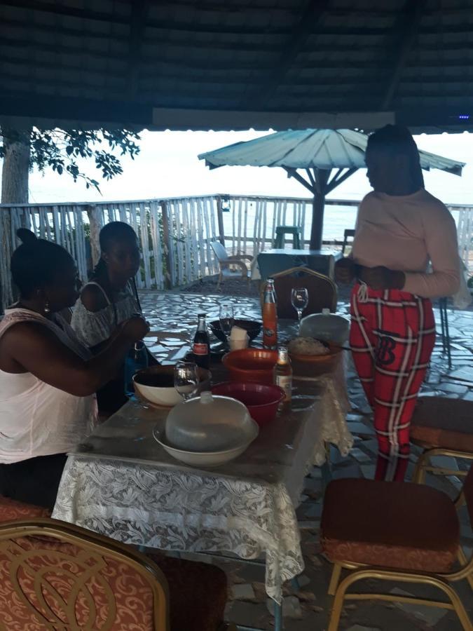 Abuesi Beach Resort Sekondi-Takoradi Bagian luar foto